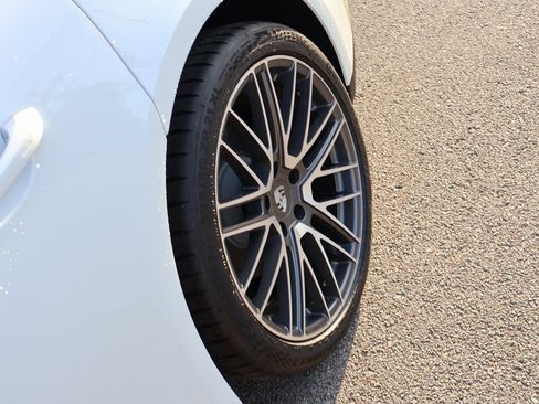 New 2026 Porsche Panamera image 37