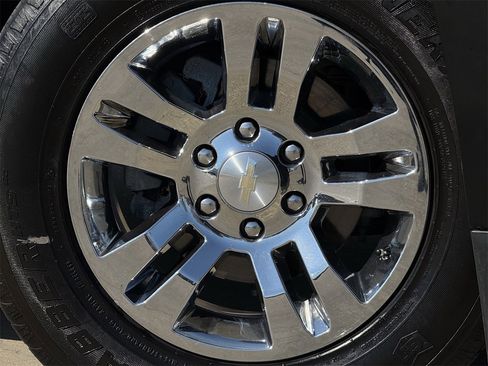 Used 2019 Chevrolet Tahoe LS image 9