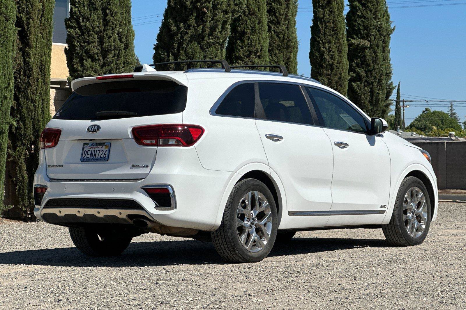 Used 2019 Kia Sorento SX AWD/4WD image 3