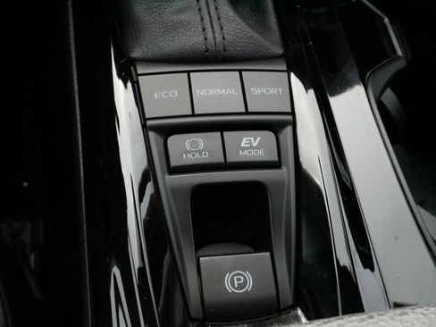 Certified 2025 Toyota Camry XSE FWD image 27