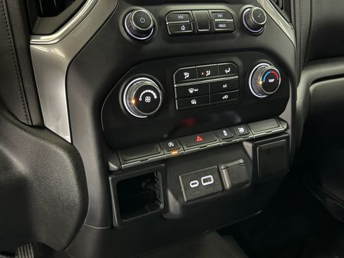 Used 2020 Chevrolet Silverado 1500 LT image 58