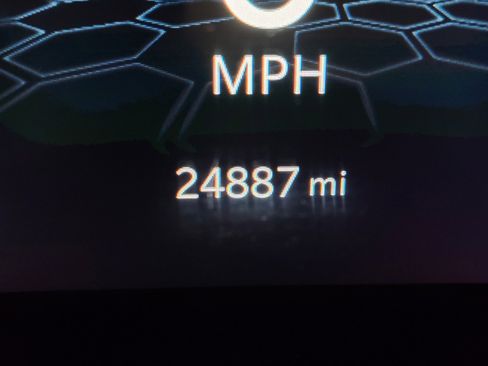 Used 2023 Jeep Compass Limited image 2