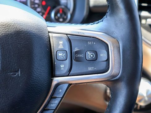 Used 2019 RAM 1500 Laramie AWD/4WD image 13