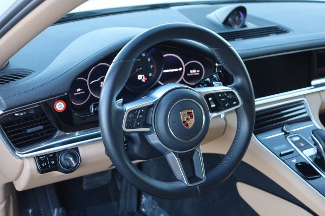 Used 2020 Porsche Panamera 4 AWD/4WD image 23