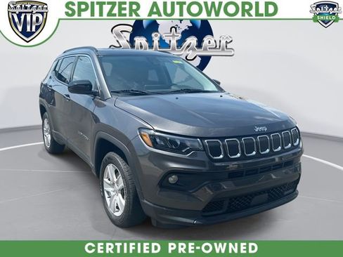 Used 2022 Jeep Compass Latitude AWD/4WD image 1