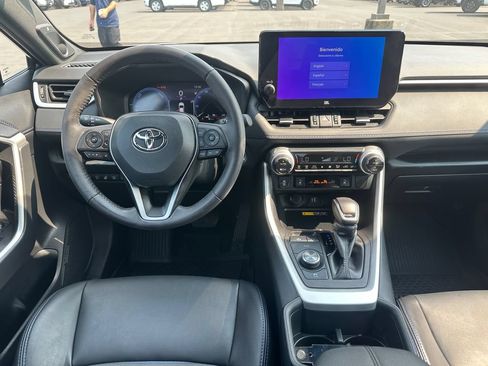 Used 2023 Toyota RAV4 XSE AWD/4WD image 16