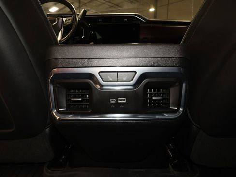 Certified 2024 GMC Sierra 2500 Denali Ultimate image 32