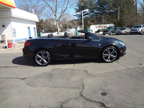 Used 2016 Buick Cascada Premium image 5