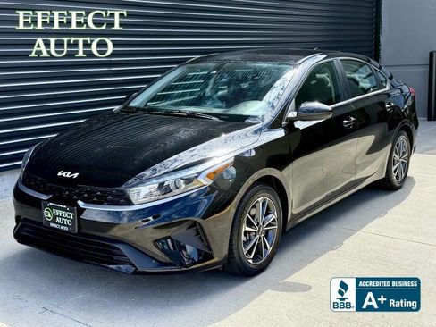 Used 2022 Kia Forte LXS FWD image 1