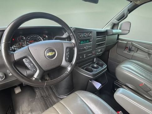 Used 2022 Chevrolet Express 2500 Extended w/ Driver Convenience Package RWD image 17