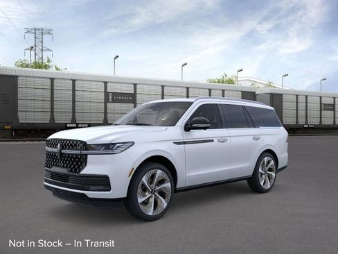 New 2026 Lincoln Navigator Black Label AWD/4WD image 1