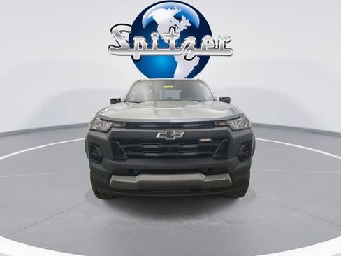 Used 2024 Chevrolet Colorado Trail Boss w/ Technology Package image 6