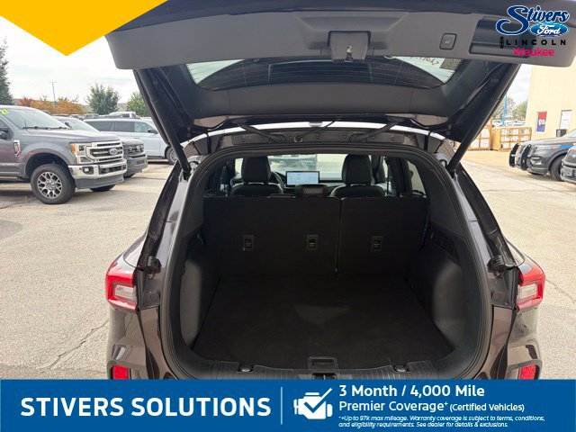 Used 2023 Ford Escape ST-Line w/ Tech Pack #1 AWD/4WD image 10