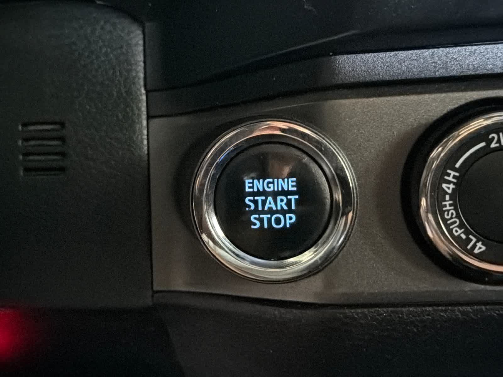 Used 2019 Toyota Tacoma TRD Off-Road AWD/4WD image 23