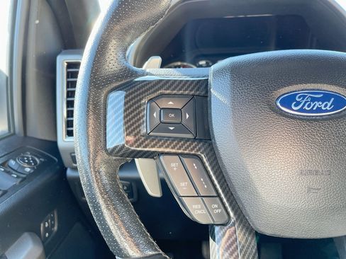 Used 2017 Ford F150 Raptor w/ Equipment Group 802A Luxury image 32
