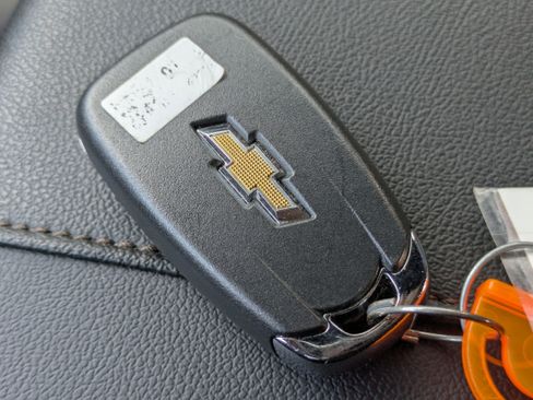 Used 2023 Chevrolet Traverse High Country image 27