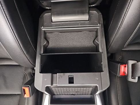 Used 2023 Ford Explorer Limited w/ Class IV Trailer Tow Package AWD/4WD image 24