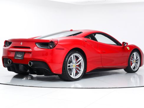 Certified 2019 Ferrari 488 GTB image 3