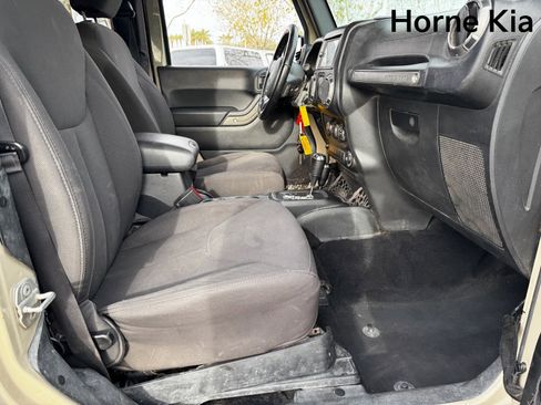 Used 2017 Jeep Wrangler Sport w/ Quick Order Package 24S image 25