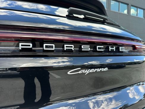 Certified 2026 Porsche Cayenne image 14
