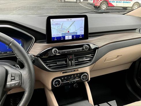 Used 2020 Ford Escape Titanium AWD/4WD image 15