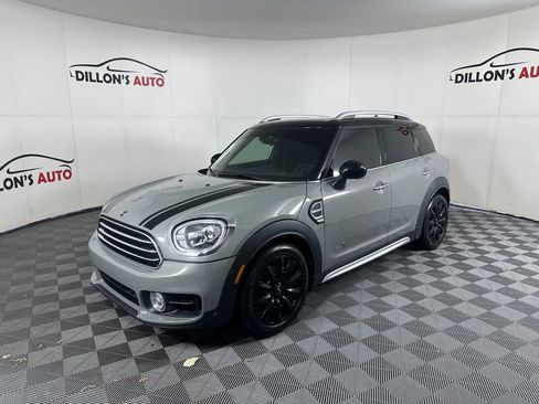 Used 2017 MINI Cooper Countryman ALL4 AWD/4WD image 2