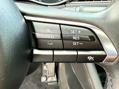 Used 2024 MAZDA MAZDA3 s image 19