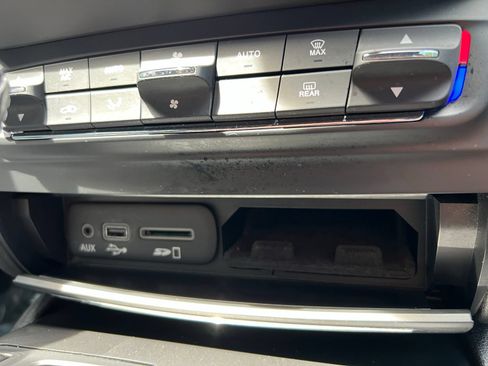 Used 2019 Maserati Ghibli RWD image 43