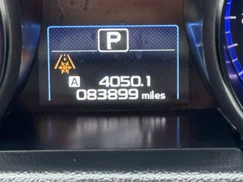 Used 2019 Subaru Outback 3.6R Touring w/ Popular Package #3A image 38