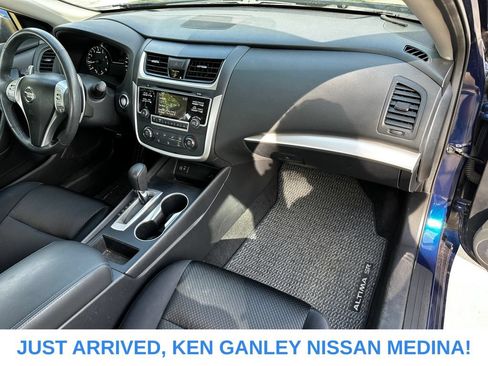 Used 2017 Nissan Altima 2.5 SR FWD image 20