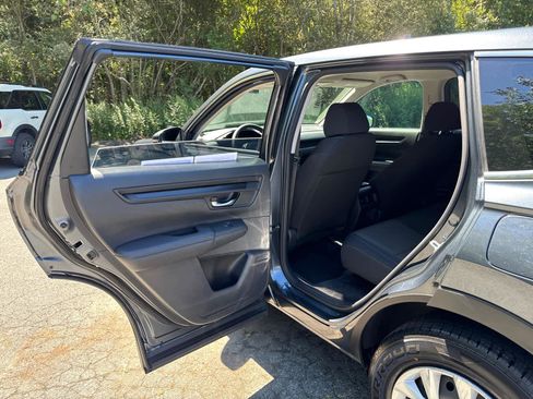 Certified 2024 Honda CR-V LX image 31