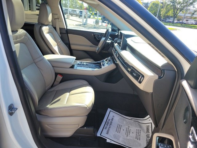 Certified 2023 Lincoln Aviator Reserve w/ Elements Package Plus AWD/4WD image 28