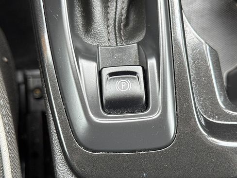 Used 2025 Chevrolet TrailBlazer LT image 25