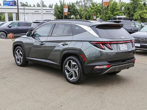 Certified 2022 Hyundai Tucson Limited FWD image 2