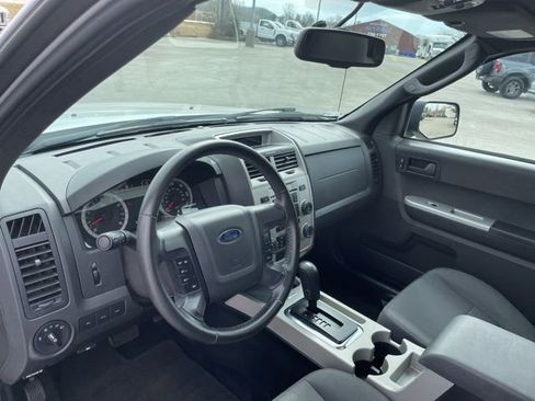 Used 2012 Ford Escape XLT image 22