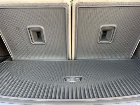 Used 2022 Cadillac XT6 Premium Luxury w/ Technology Package image 16