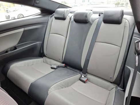 Used 2017 Honda Civic EX-L image 13