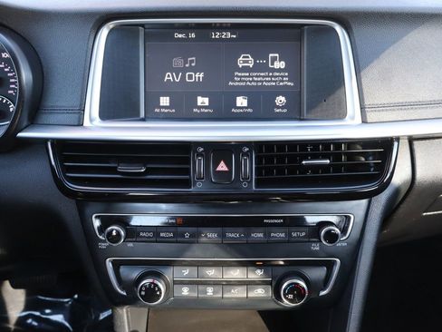 Used 2020 Kia Optima LX image 34