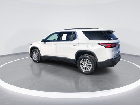 Used 2023 Chevrolet Traverse LT AWD/4WD image 6