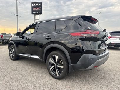 Used 2021 Nissan Rogue SL w/ Premium Package