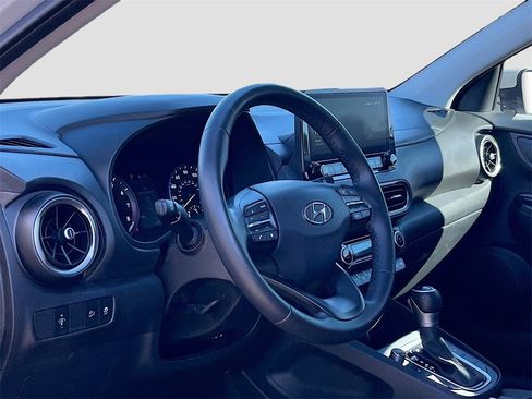 Used 2023 Hyundai Kona SEL w/ Convenience Package image 9