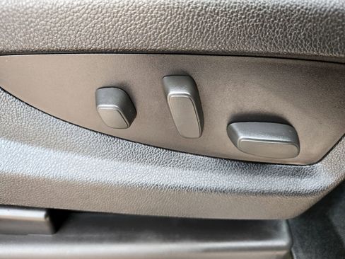 Used 2016 GMC Yukon Denali w/ Open Road Package image 27