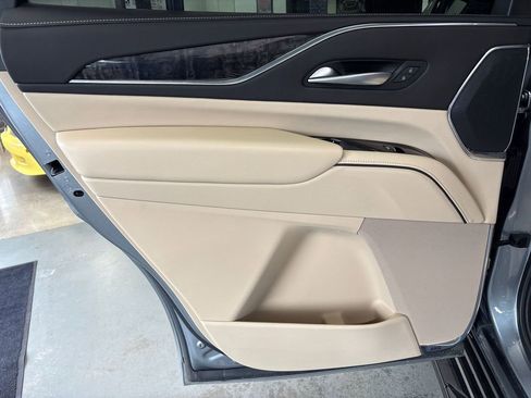 Used 2023 Cadillac Escalade Premium Luxury w/ Performance Package AWD/4WD image 42