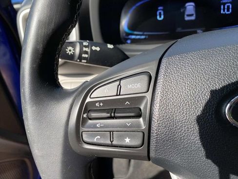 Used 2023 Hyundai Venue SEL w/ Cargo Package FWD image 15