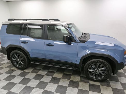 New 2026 Toyota Land Cruiser image 5