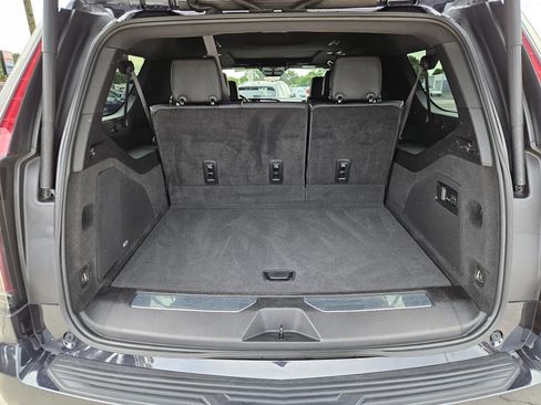 Certified 2023 Cadillac Escalade ESV Premium Luxury image 12