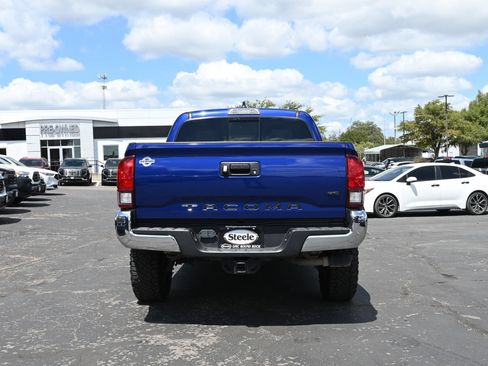 Used 2023 Toyota Tacoma SR5 RWD image 6