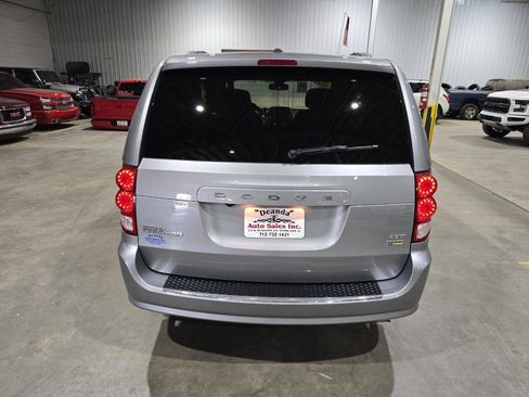 Used 2019 Dodge Grand Caravan GT FWD image 8