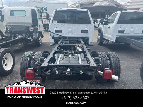 New 2025 Ford F550 4x4 SuperCab Super Duty image 14