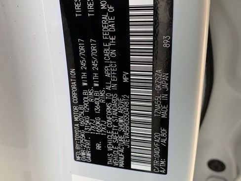 Used 2025 Toyota 4Runner SR5 image 32